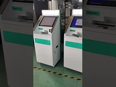 19 inch capacitieve touchscreen interactieve kiosk voor telecom business hall