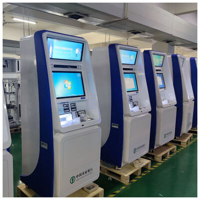 Zelf Check-in Kiosk met Capacitief Touch 10 Punten Scherm Aangepaste Grootte en OEM/ODM Service voor Hotels en Hostels